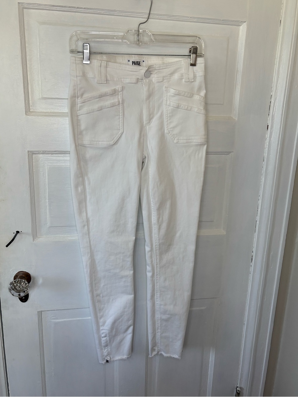 PAIGE Hoxton Ankle Jeans in Crisp White